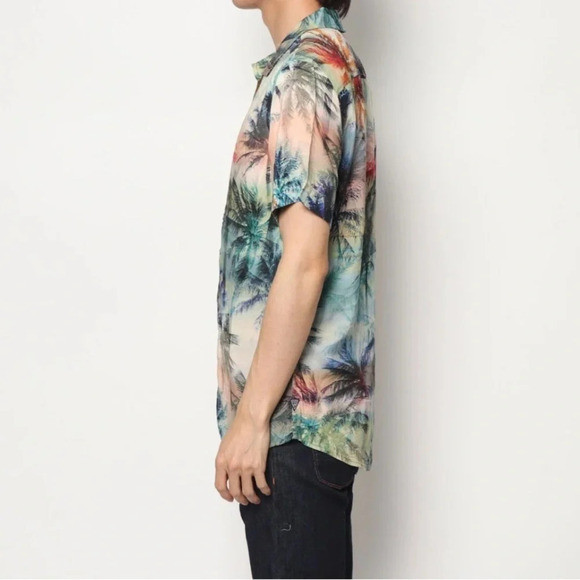 Guess Rogan Pacific Palms  Regular-Fit Button-Down Shirt - Picture 3 of 14